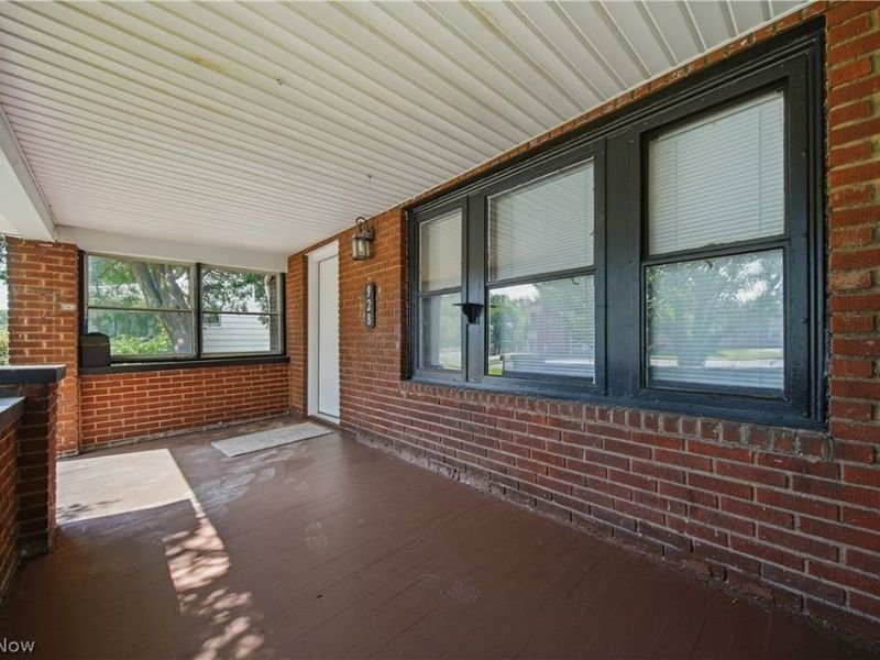 928 Hammel Street, Akron, OH 44306 Photo 3