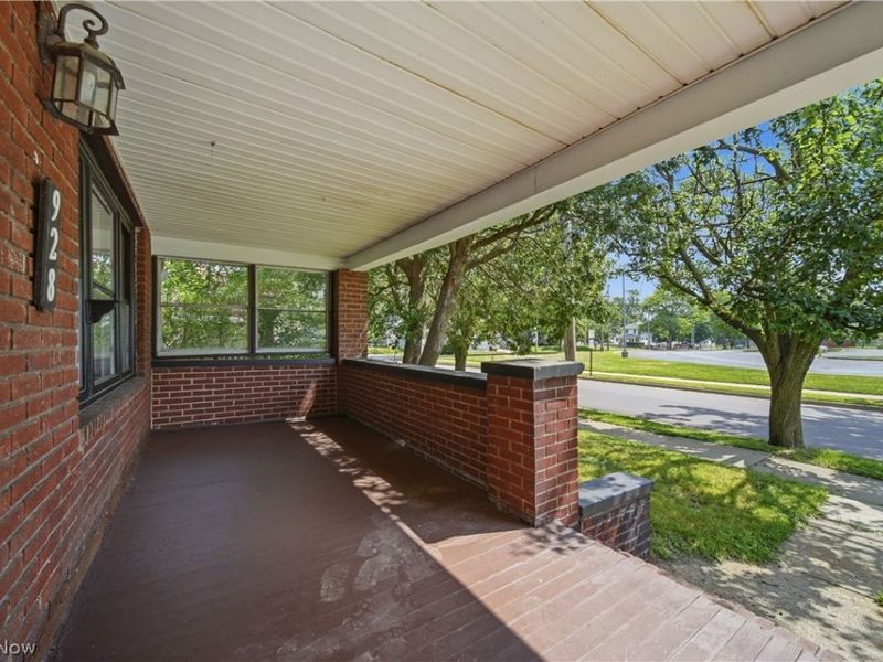 928 Hammel Street, Akron, OH 44306 Photo 4