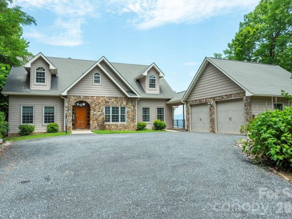 301 Oak Winds Drive, Old Fort, NC 28762
