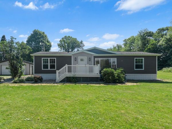 59009 Penn Road, Cassopolis, MI 49031