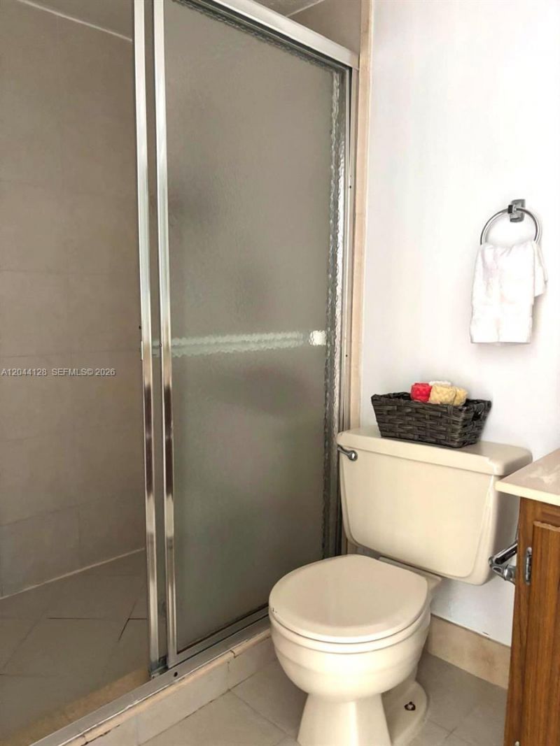 8025 SW 107th Ave, Unit 313, Miami, FL 33173 Photo