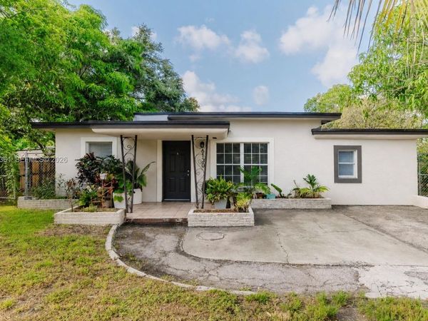 6130 Flagler St , Hollywood, FL 33023