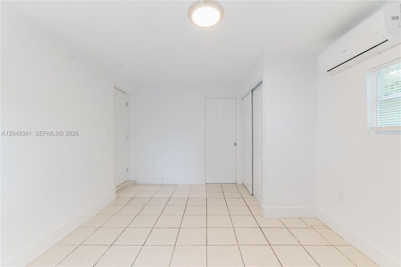 6130 Flagler St , Hollywood, FL 33023 Photo