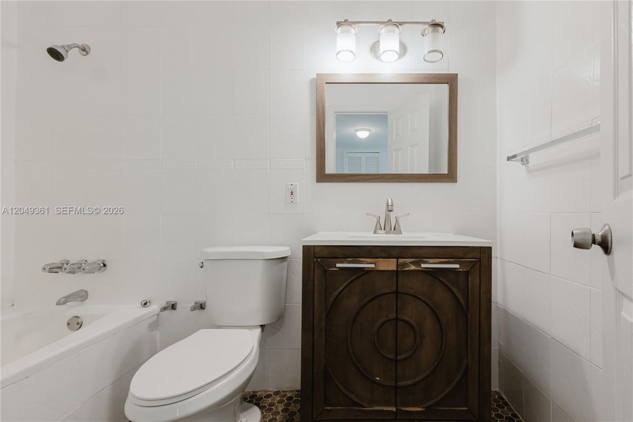 6130 Flagler St , Hollywood, FL 33023 Photo