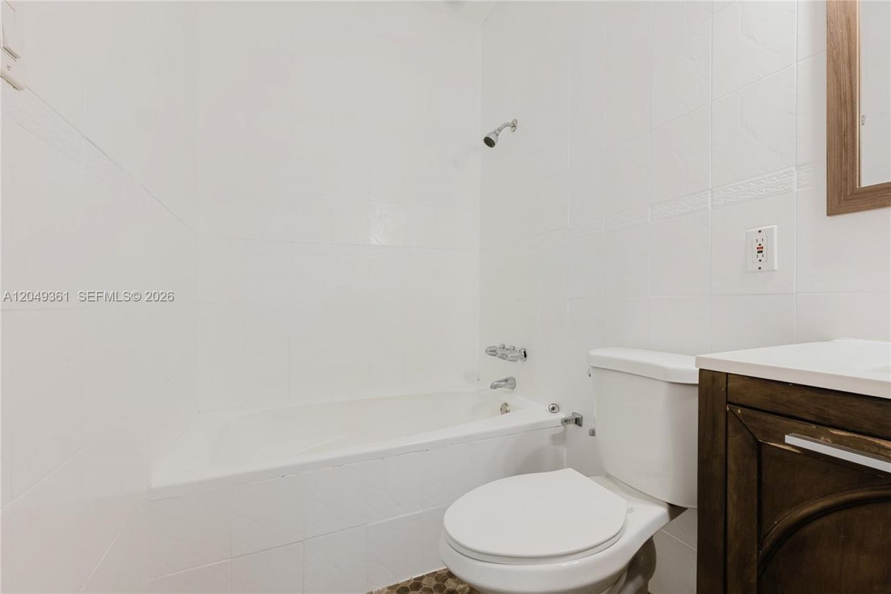 6130 Flagler St , Hollywood, FL 33023 Photo