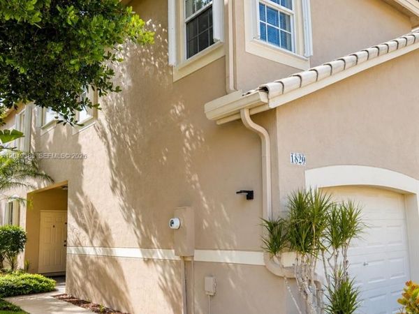 1820 Salerno Cir , Weston, FL 33327