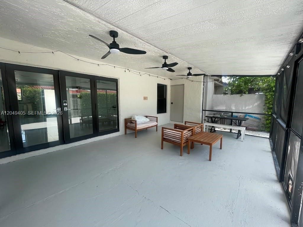 9337 SW 6th Ter, Miami, FL 33174 Photo