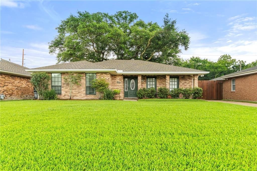 50 DUNLEITH Drive, Destrehan, LA 70047
