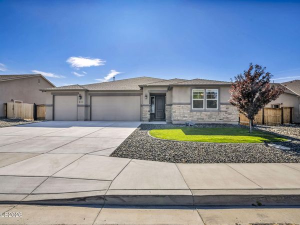 812 Spooner Way, Sparks, NV 89441