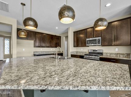 812 Spooner Way, Sparks, NV 89441 Photo