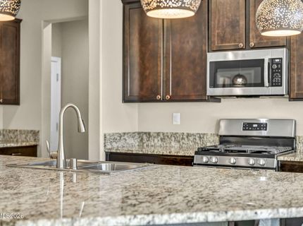 812 Spooner Way, Sparks, NV 89441 Photo