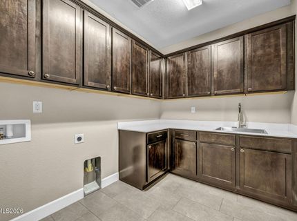 812 Spooner Way, Sparks, NV 89441 Photo