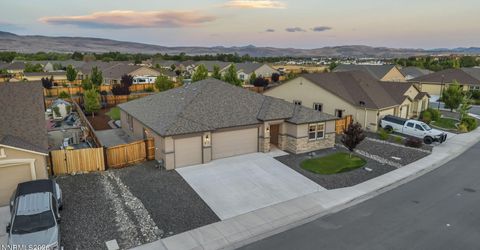 812 Spooner Way, Sparks, NV 89441 Photo