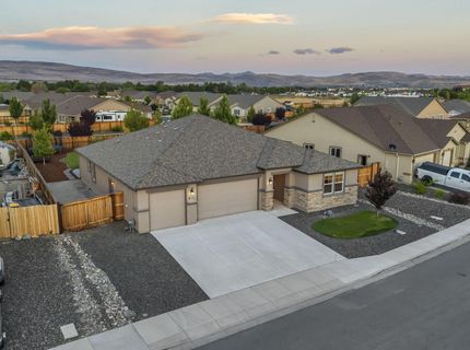 812 Spooner Way, Sparks, NV 89441 Photo