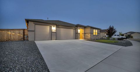 812 Spooner Way, Sparks, NV 89441 Photo