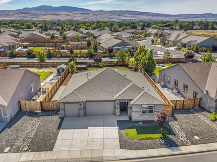 812 Spooner Way, Sparks, NV 89441 Photo