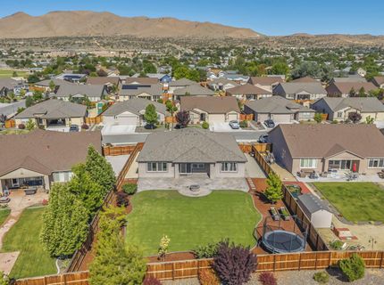 812 Spooner Way, Sparks, NV 89441 Photo