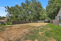 5816 Knight Street photo 4