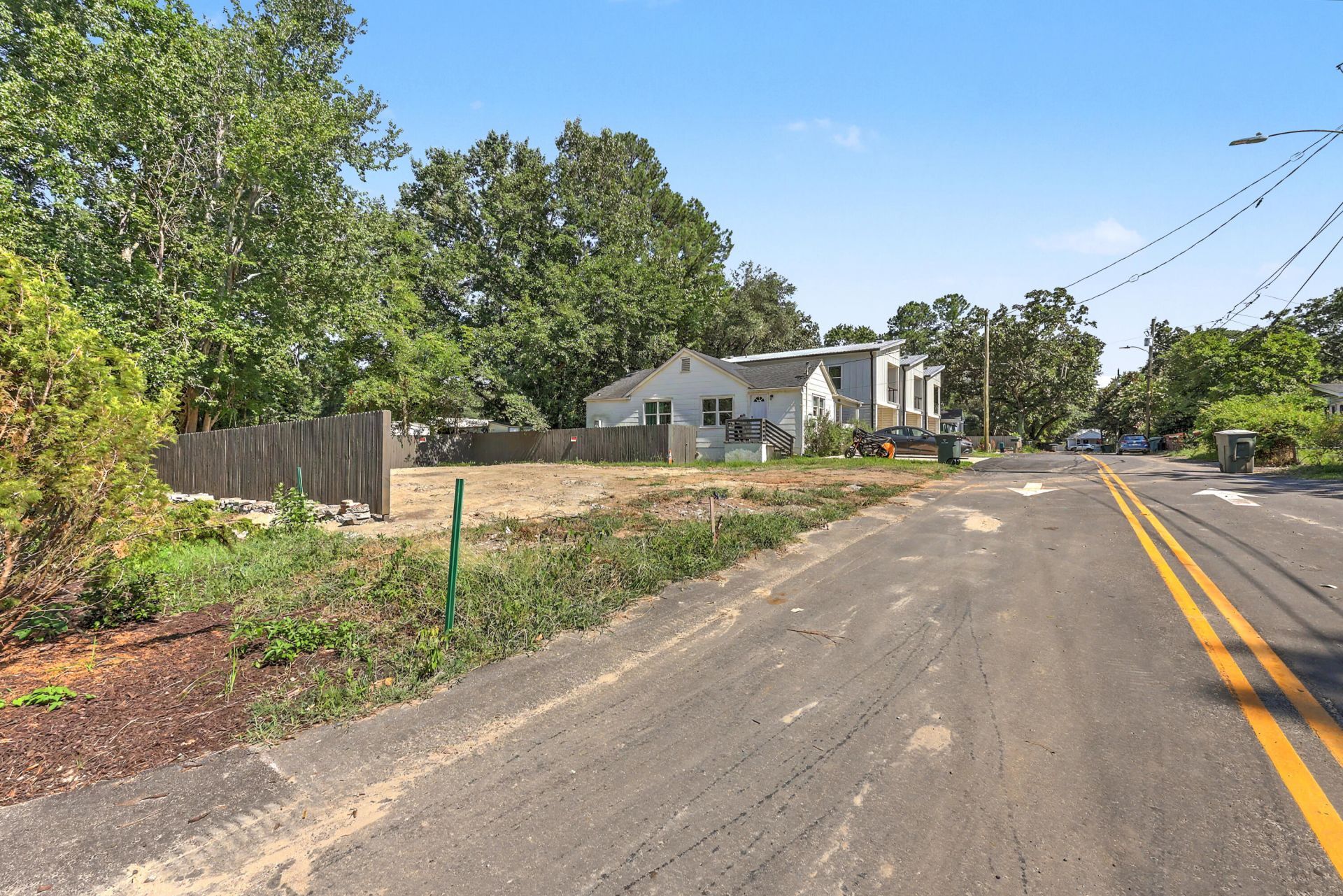 5816 Knight Street Photo 5