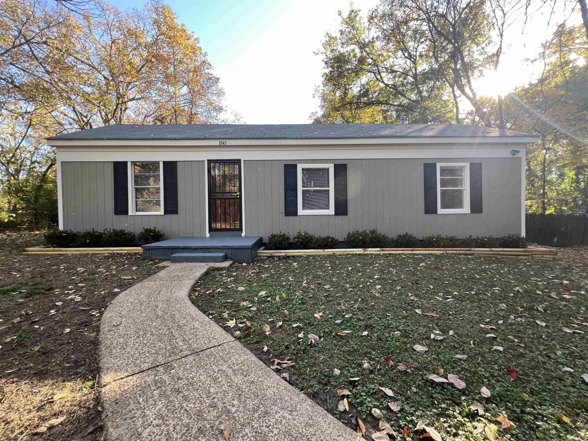 1843 Pinedale Ave, Memphis, TN 38127 Main Photo