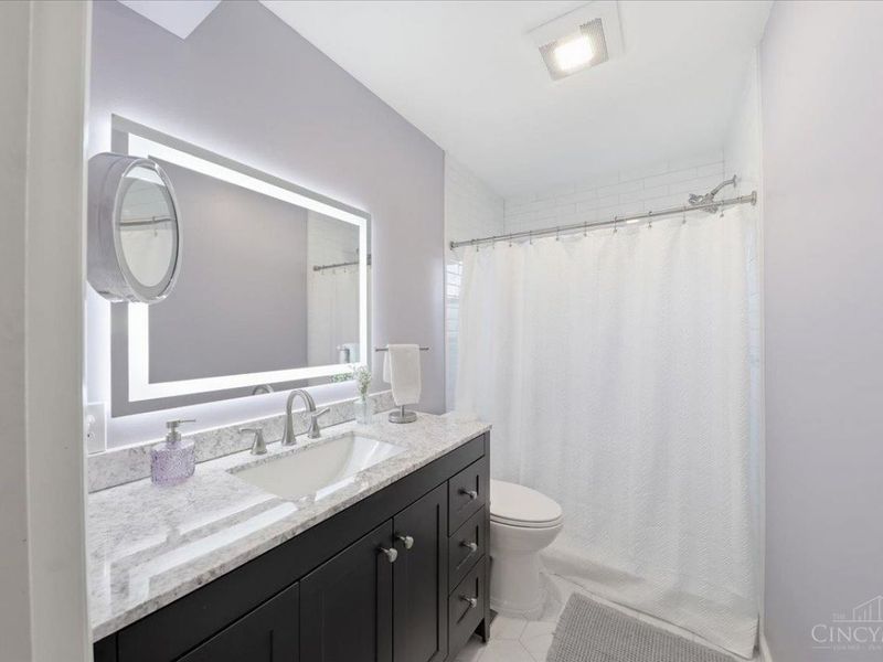 8898 Brittany Drive, Blue Ash, OH 45242 Photo 27