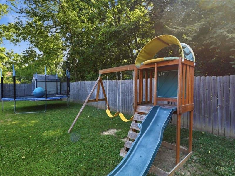8898 Brittany Drive, Blue Ash, OH 45242 Photo 48