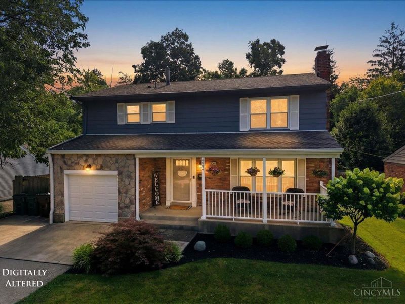 8898 Brittany Drive, Blue Ash, OH 45242 Photo 5