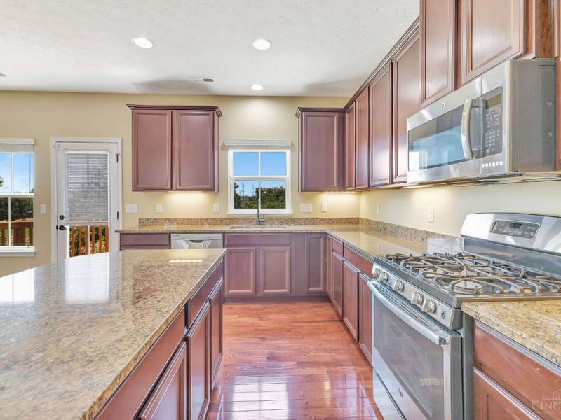9557 Union Park, West Chester, OH 45069 Photo 15