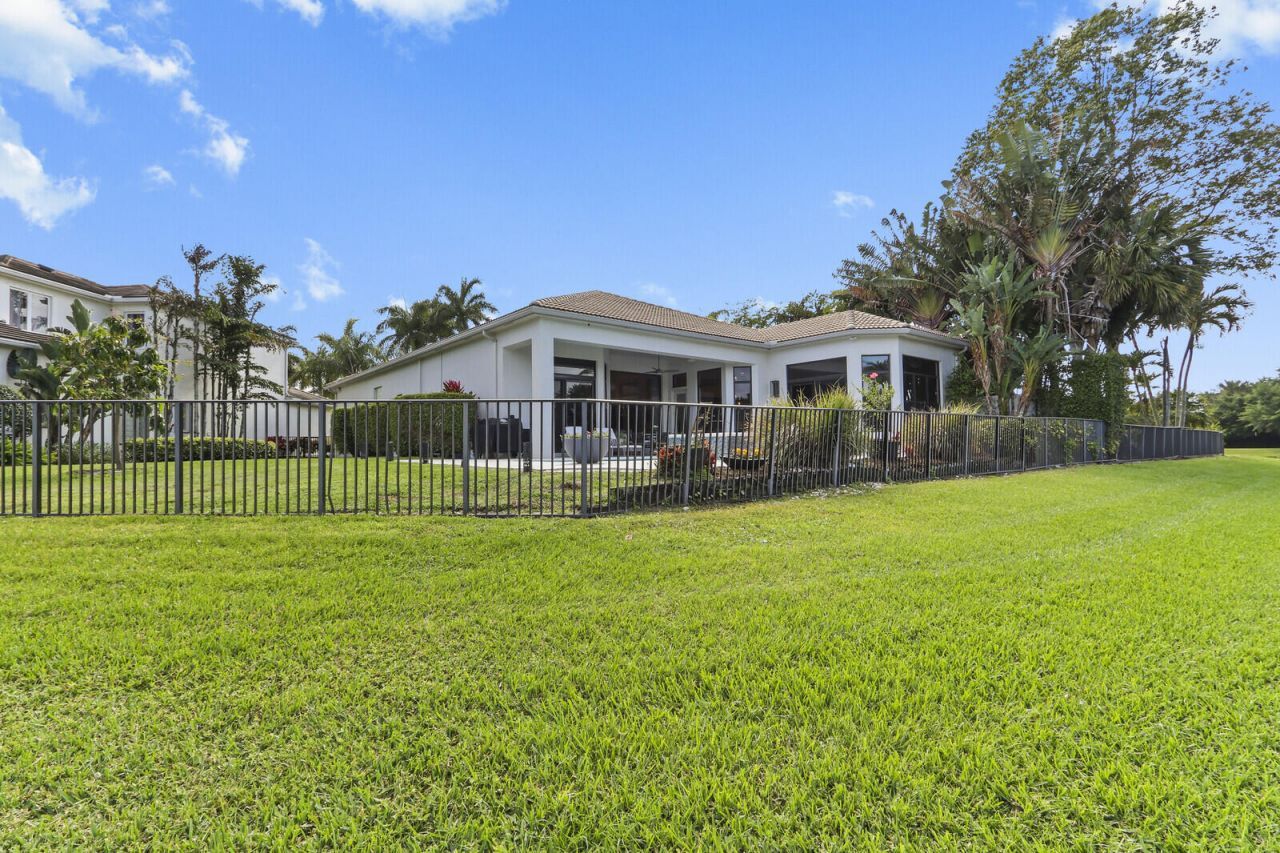 408 Vía Placita, Palm Beach Gardens, FL 33418 Photo