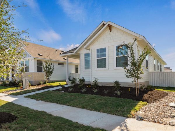 220 Fabion ST, Kyle, TX 78640