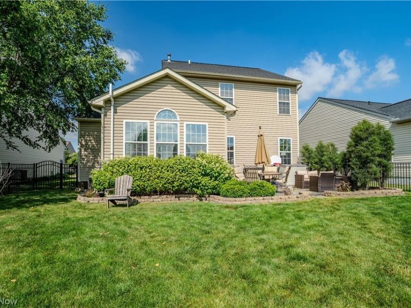 5409 Fountain Circle, North Ridgeville, OH 44039 Photo 9