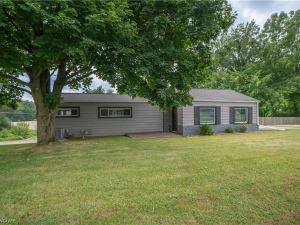 1621 Hankins Road NE, Massillon, OH 44646