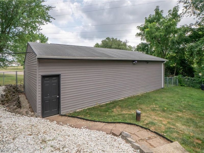 1621 Hankins Road NE, Massillon, OH 44646 Photo 24