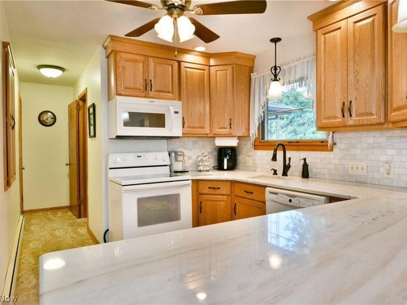 208 Broadway Avenue SE, Warren, OH 44484 Photo 14