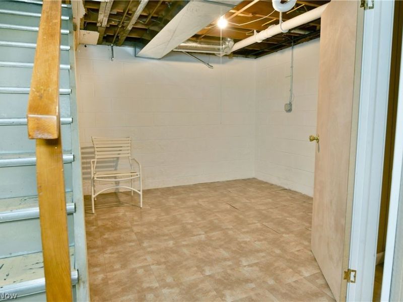 208 Broadway Avenue SE, Warren, OH 44484 Photo 41