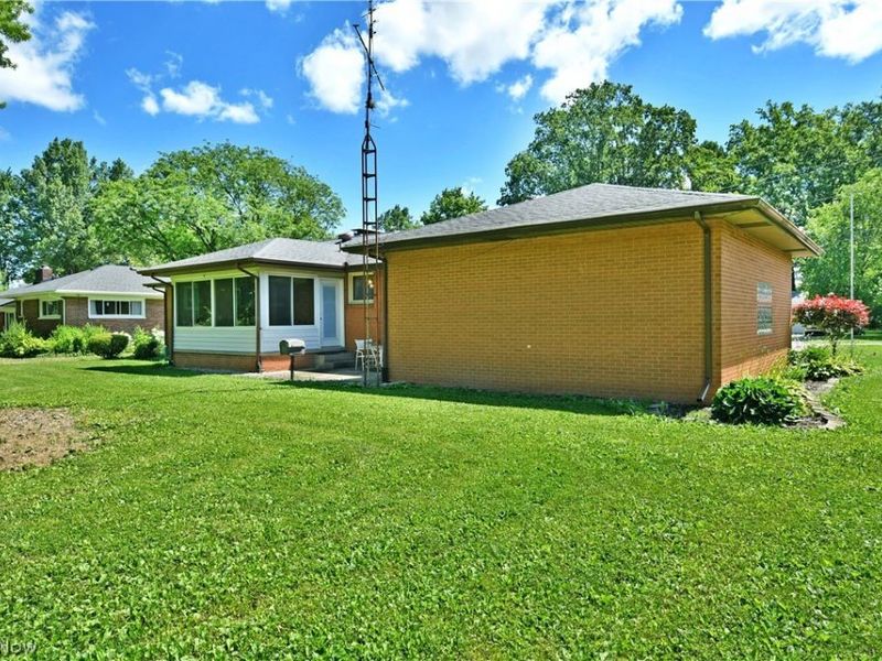 208 Broadway Avenue SE, Warren, OH 44484 Photo 46