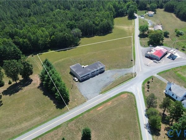 7864 Howardsville Road , Howardsville, VA 23921