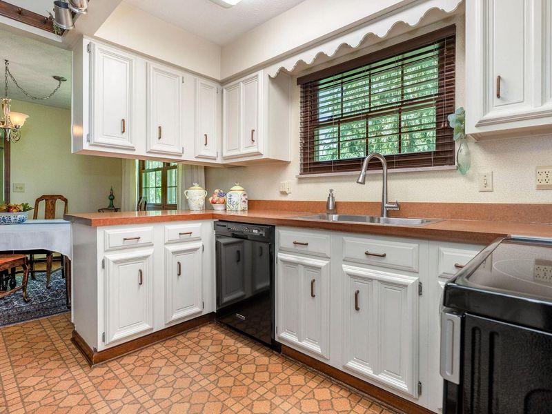 1350 Carriage Road, Powell, OH 43065 Photo 18