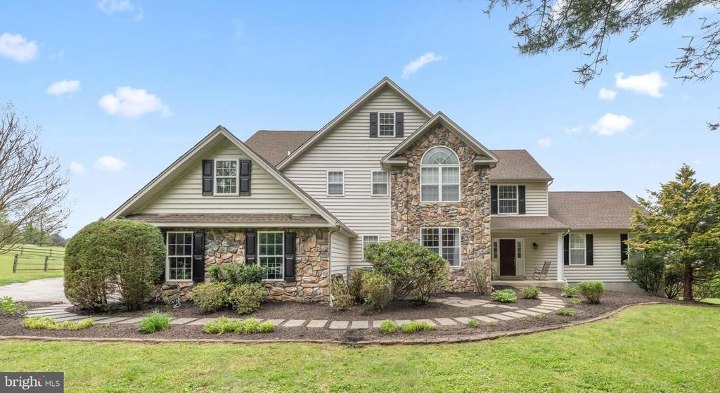 592 W CREEK ROAD , WEST CHESTER, PA 19382