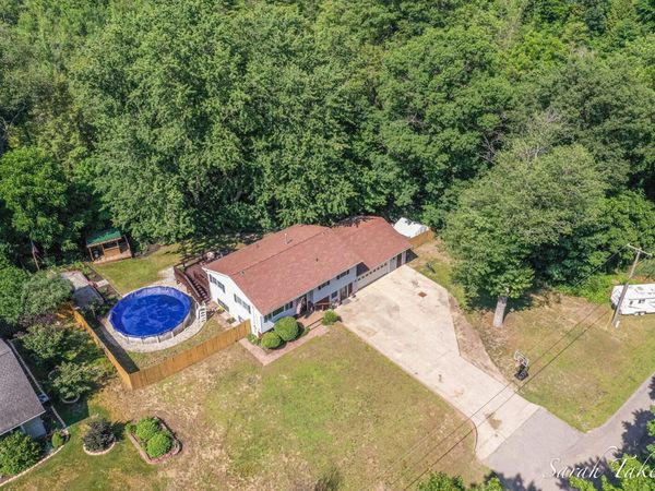 3860 E Pontaluna Road, Fruitport, MI 49415