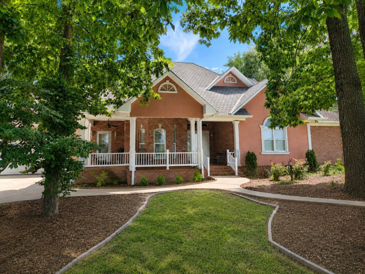 2933 Trace Creek Church Rd Road, Mayfield, KY 42066