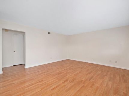 8951 El Mirador Dr #1, Unit 1, Elk Grove, CA 95624 Photo
