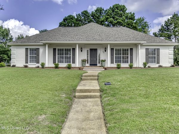 85 Eastgate Drive, Brandon, MS 39042