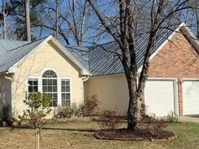 8600 Roanoke Drive, North Charleston, SC 29406