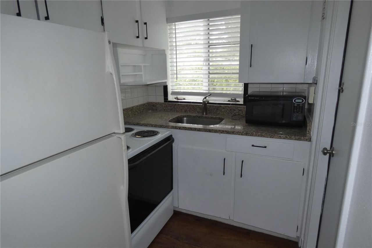 2567 15th Avenue N, Unit 2, Saint Petersburg, FL 33713 Photo