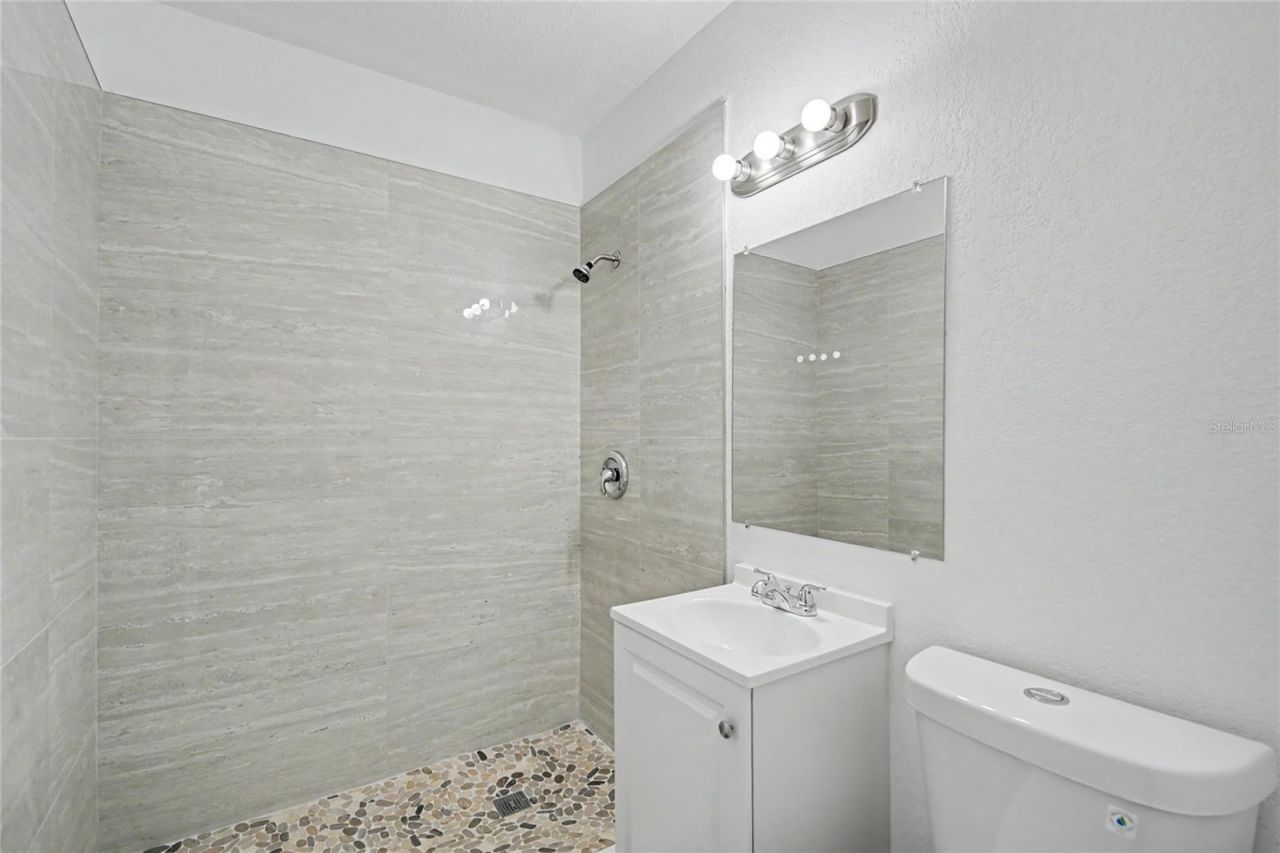 1423 18th Street W, Bradenton, FL 34205 Photo