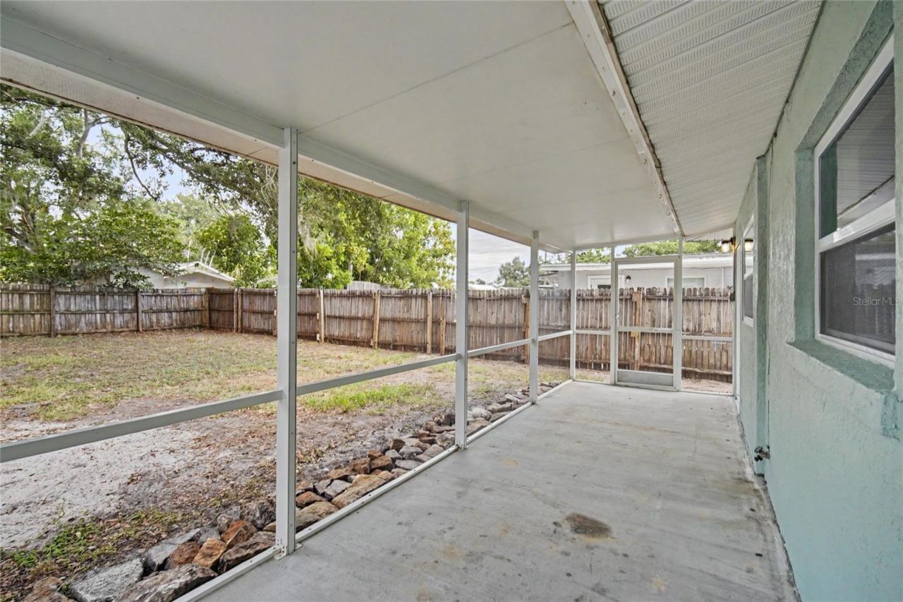1423 18th Street W, Bradenton, FL 34205 Photo