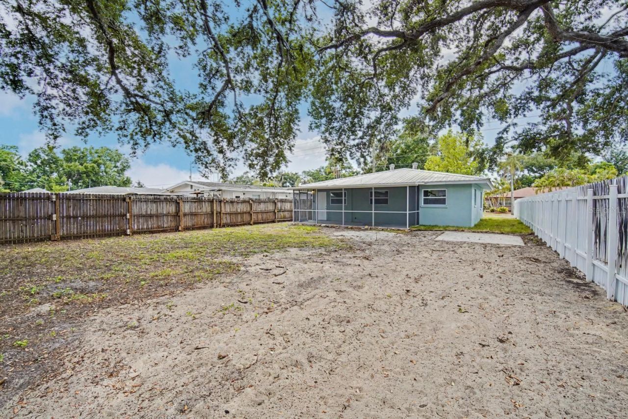 1423 18th Street W, Bradenton, FL 34205 Photo