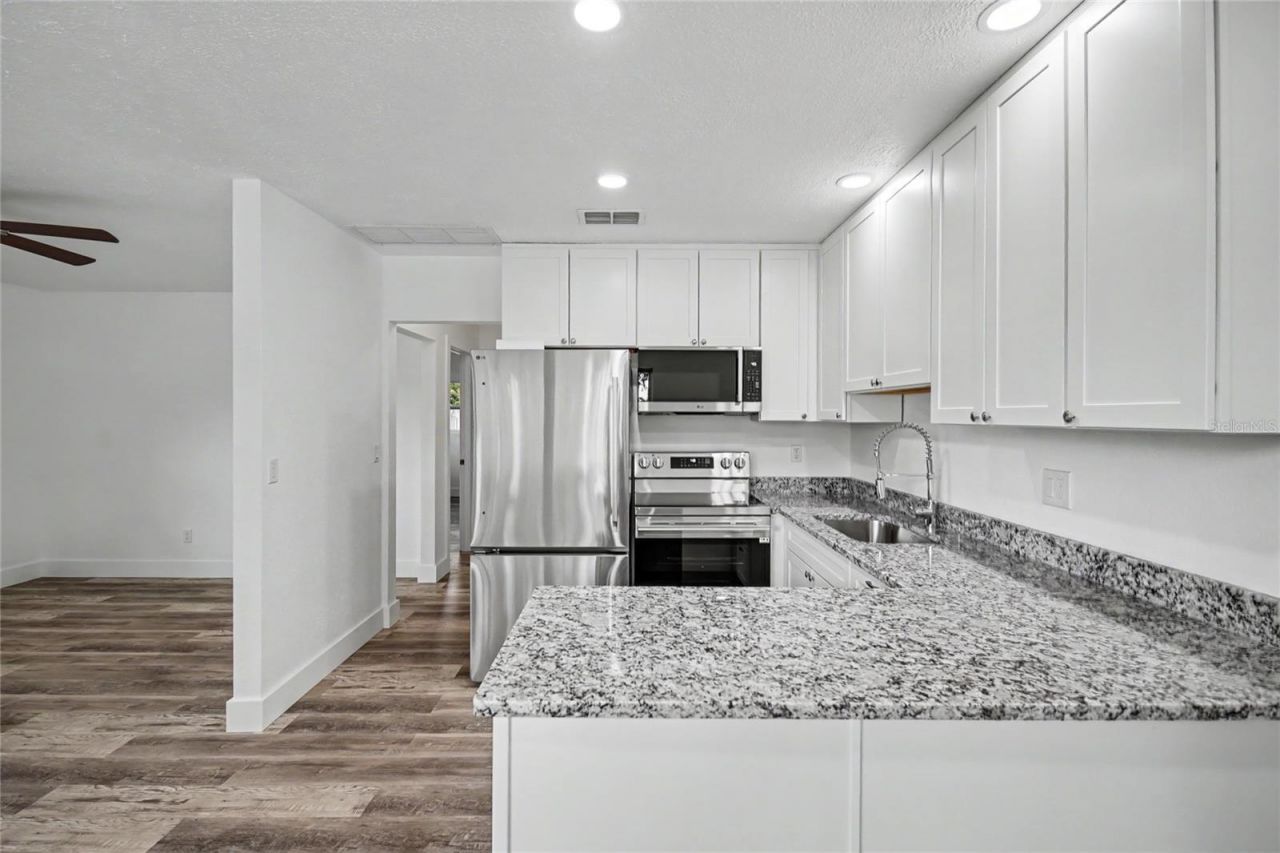 1423 18th Street W, Bradenton, FL 34205 Photo