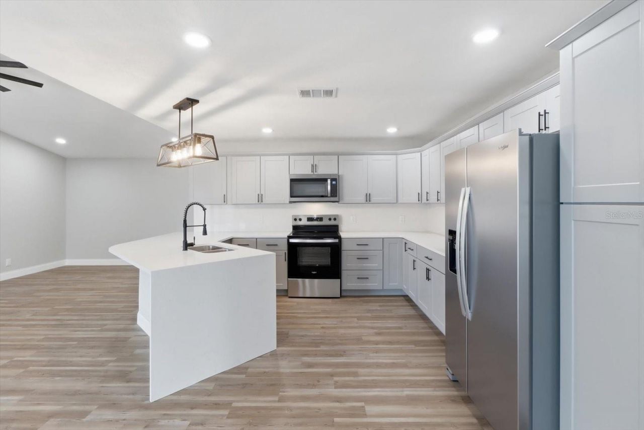 9642 Elgin Boulevard, Spring Hill, FL 34606 Photo